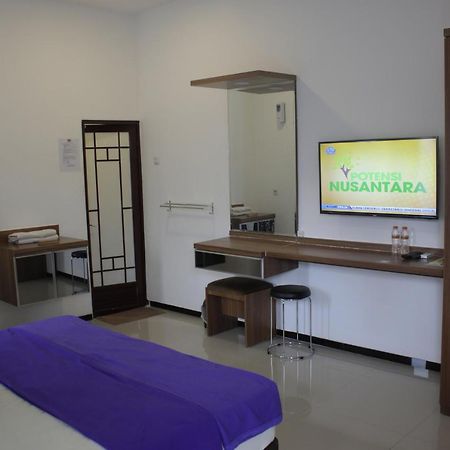 Sultan Guesthouse Tulungagung Buitenkant foto