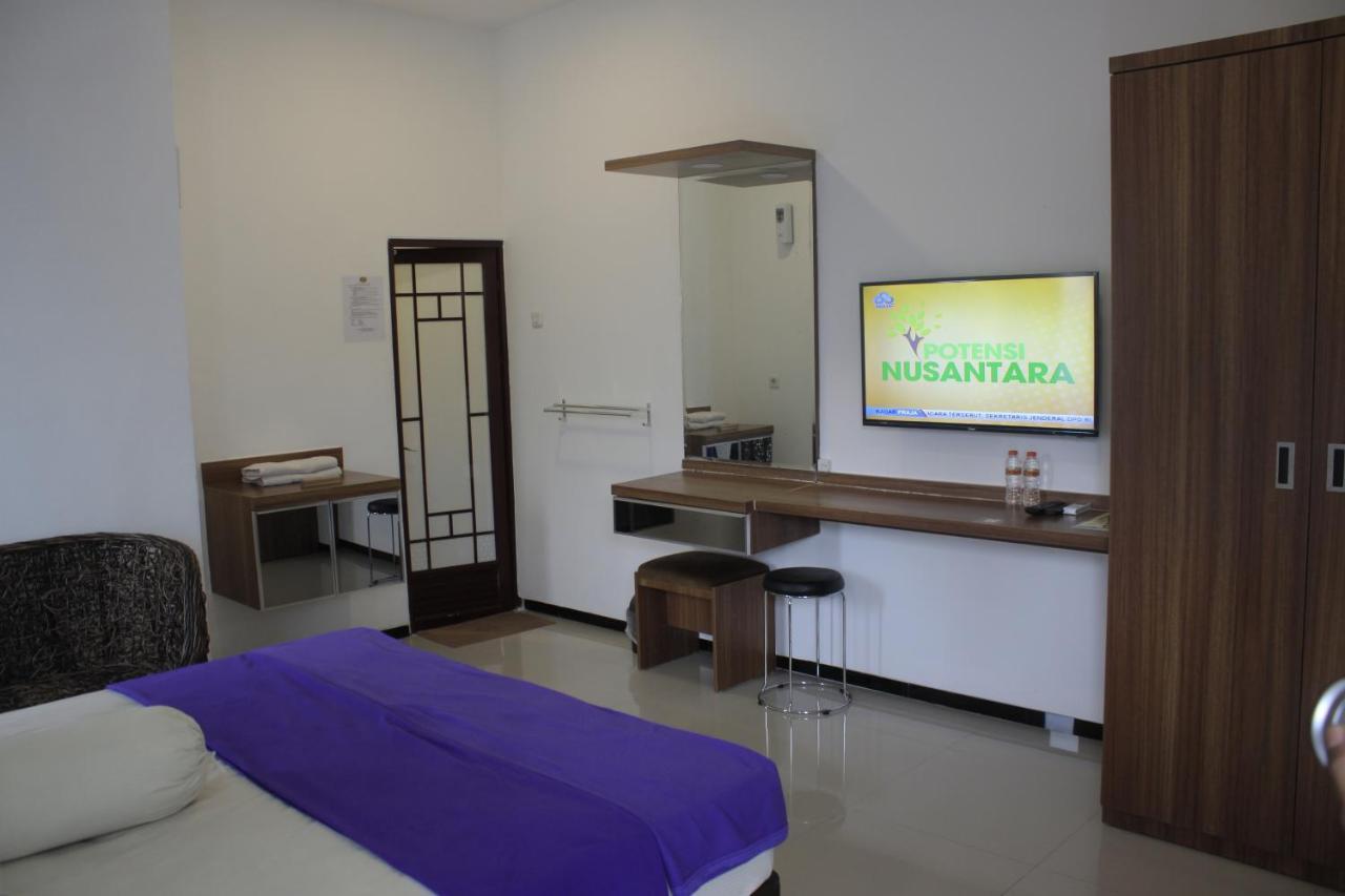 Sultan Guesthouse Tulungagung Buitenkant foto
