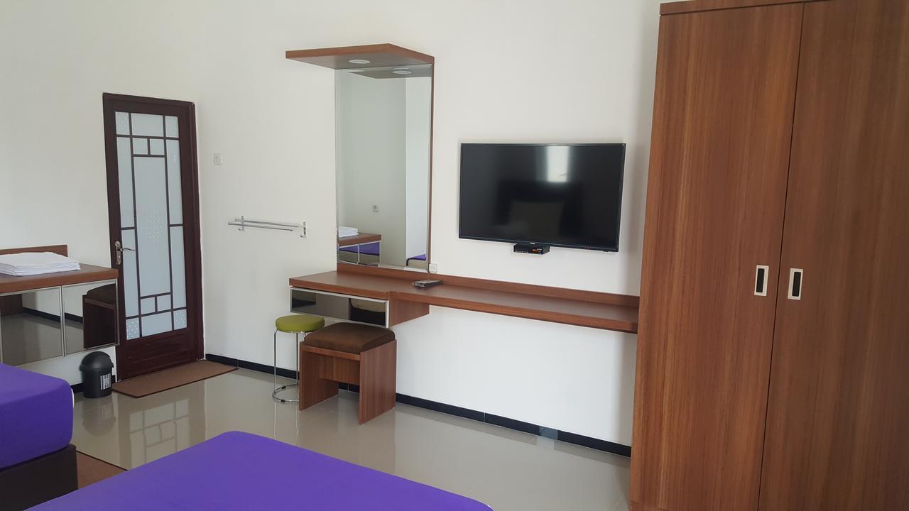 Sultan Guesthouse Tulungagung Buitenkant foto