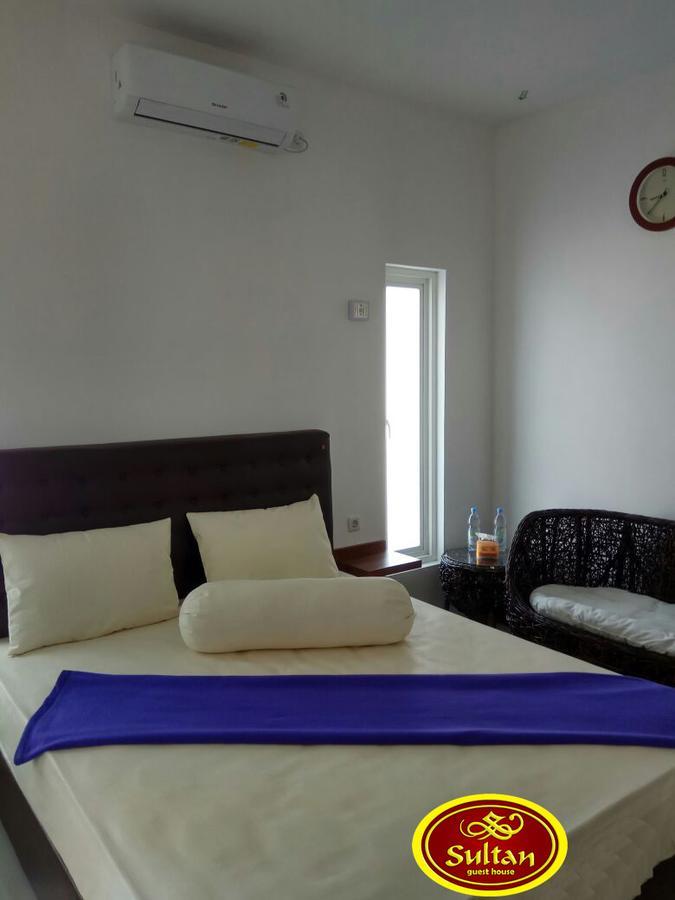 Sultan Guesthouse Tulungagung Buitenkant foto